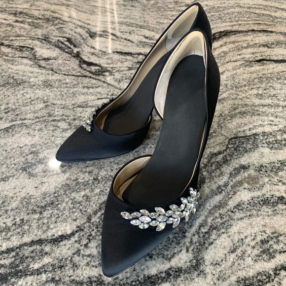 Enzo Angiolini Black Embellished Heels - Picture 2 of 5